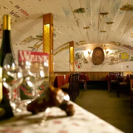 Land-gut-hotel Zur Post 호텔