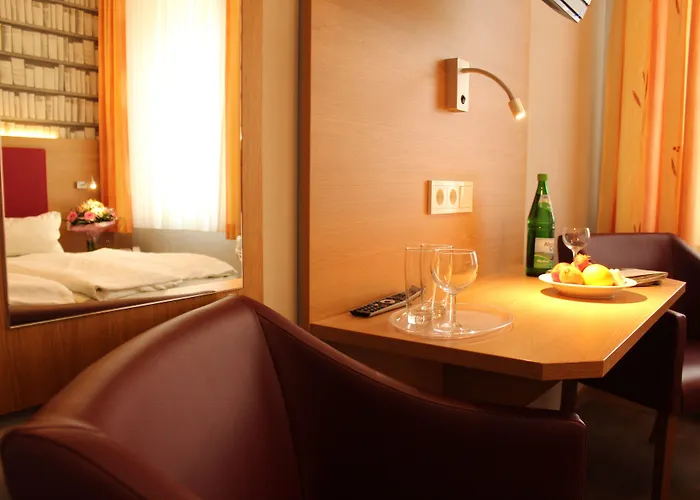 Land-gut-hotel Zur Post Hotel Altenahr