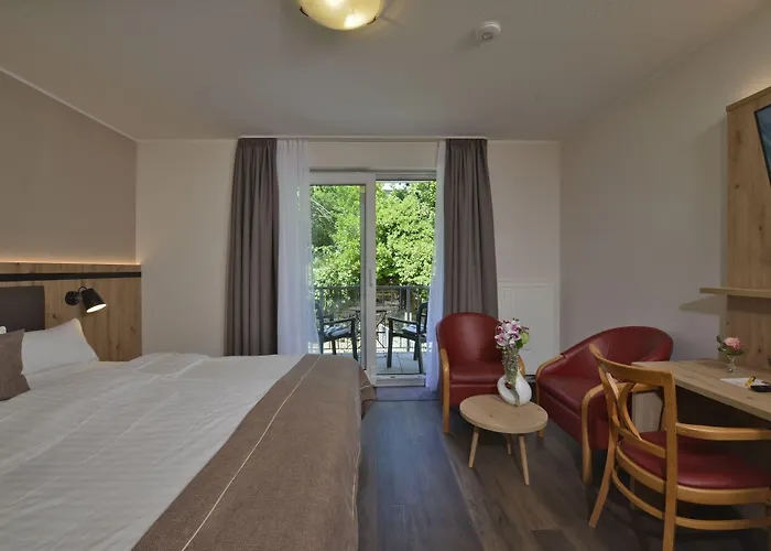 Land-gut-hotel Zur Post Hotel Altenahr