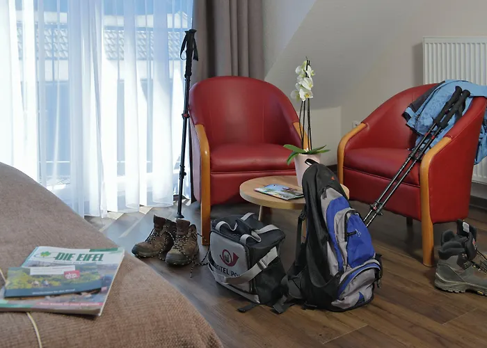 Land-gut-hotel Zur Post 3*