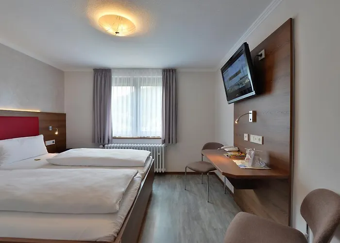 Land-gut-hotel Zur Post Altenahr