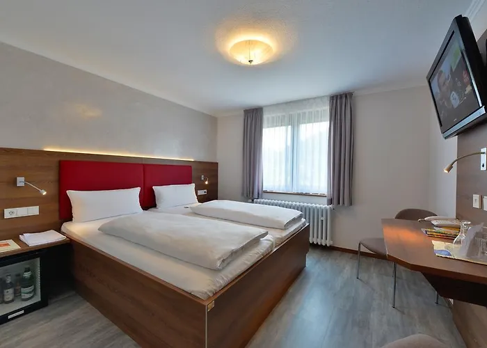 Land-gut-hotel Zur Post Hotel 3*